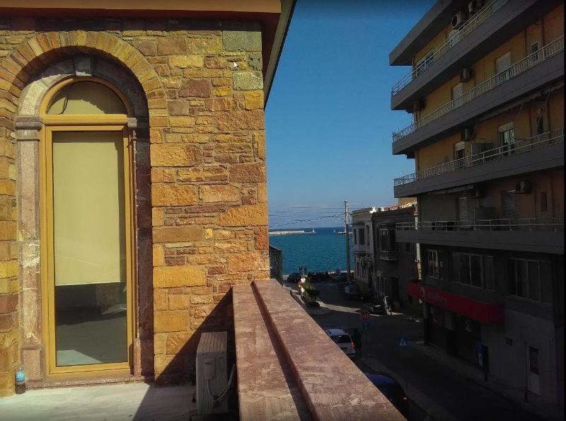Chios 3*